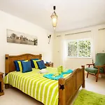Дом отдыха Townhouse Moreton By Algarve Vacation *