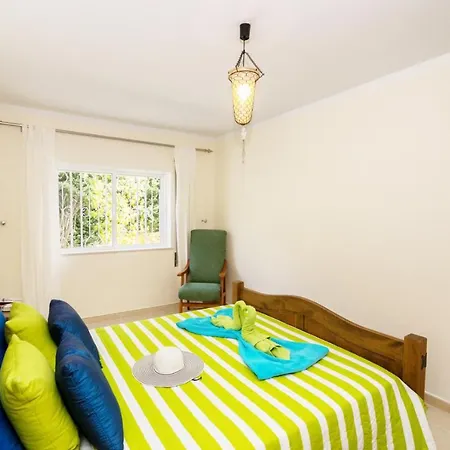 Townhouse Moreton By Algarve Vacation *