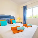 Townhouse Moreton - Moradia Com Jacuzzi E Piscina - Semesterbostad Portimão
