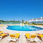 Townhouse Moreton - Moradia Com Jacuzzi E Piscina - Semesterbostad *