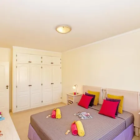 Townhouse Moreton By Algarve Vacation Holiday home *