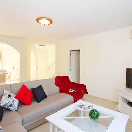 Townhouse Moreton By Algarve Vacation * Portimao