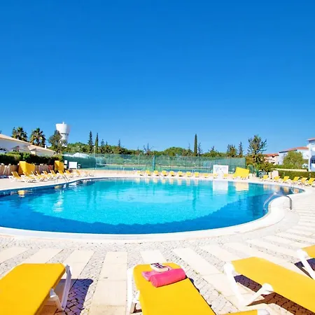 Townhouse Moreton - Moradia Com Jacuzzi E Piscina - Casa de Férias Portimão