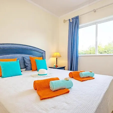Townhouse Moreton - Moradia Com Jacuzzi E Piscina - Casa de Férias Portimão